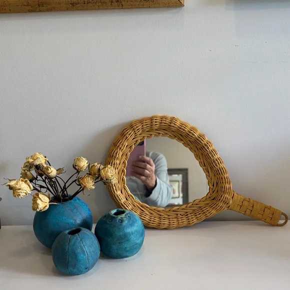 Vintage/Retro Beachy Boho Handheld Wicker Mirror - Picture 8 of 8